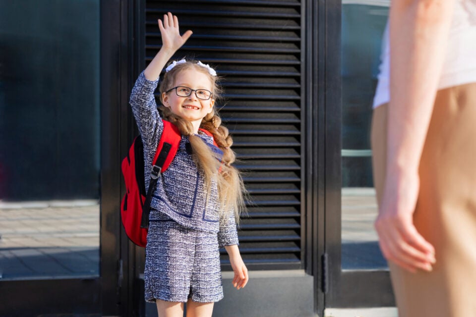 How To Help Your Child Adjust To New Teachers Or A New School how-to-help-your-child-adjust-to-new-teachers-or-a-new-school